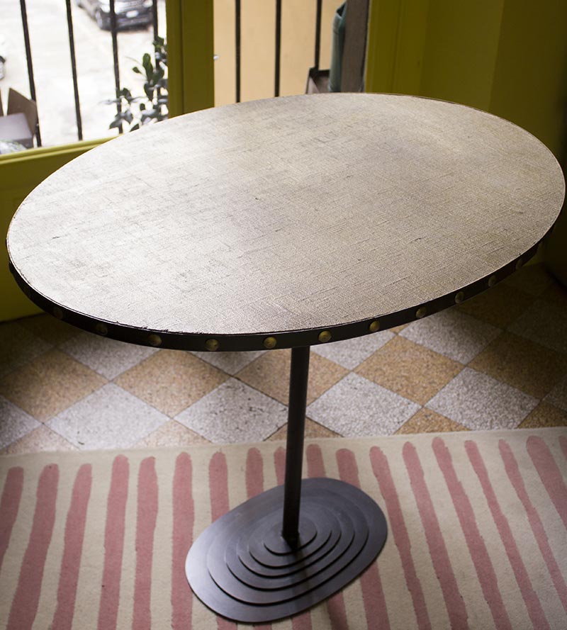 Ovale Table