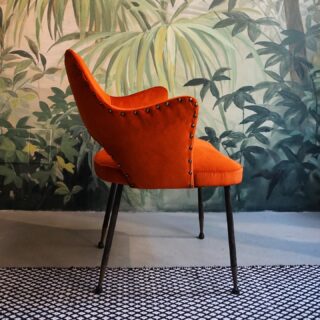 This is one of the vintage armchairs you can find on our website narkisso.com. Available to buy or rent, don’t you think the fabric has an amazing color?#home#homedecor#homedecoration#homeinspo#homeinspiration#interior#interiordesign#interiordesigner#design#designer#fornituredesign#forniture#mirrors#mirror#light#lightdesign#lightdesigner#blue#color#colors#powerofcolors